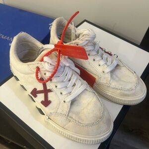 Off-white vulc low